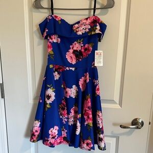 B. Darlin Floral Blue Dress